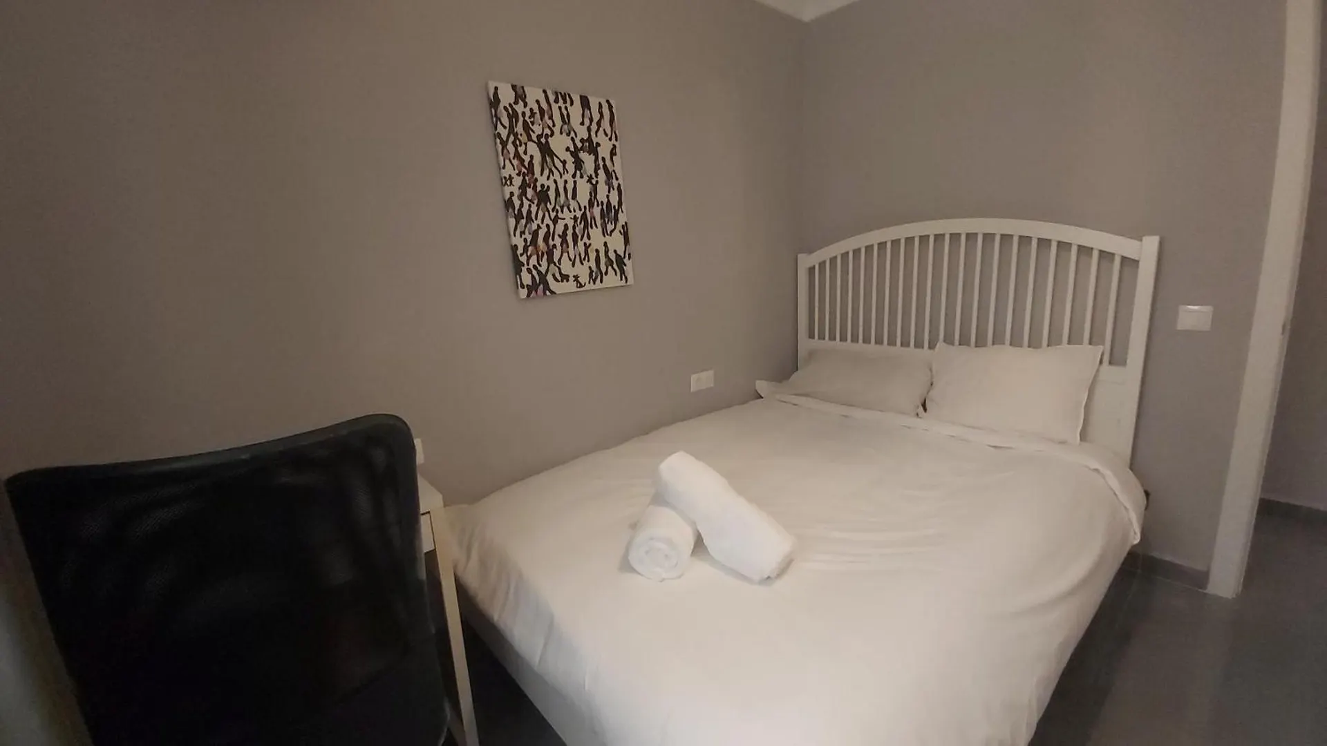 Del Parque Flats San Millan Family Apartment Málaga 0*,  Spagna