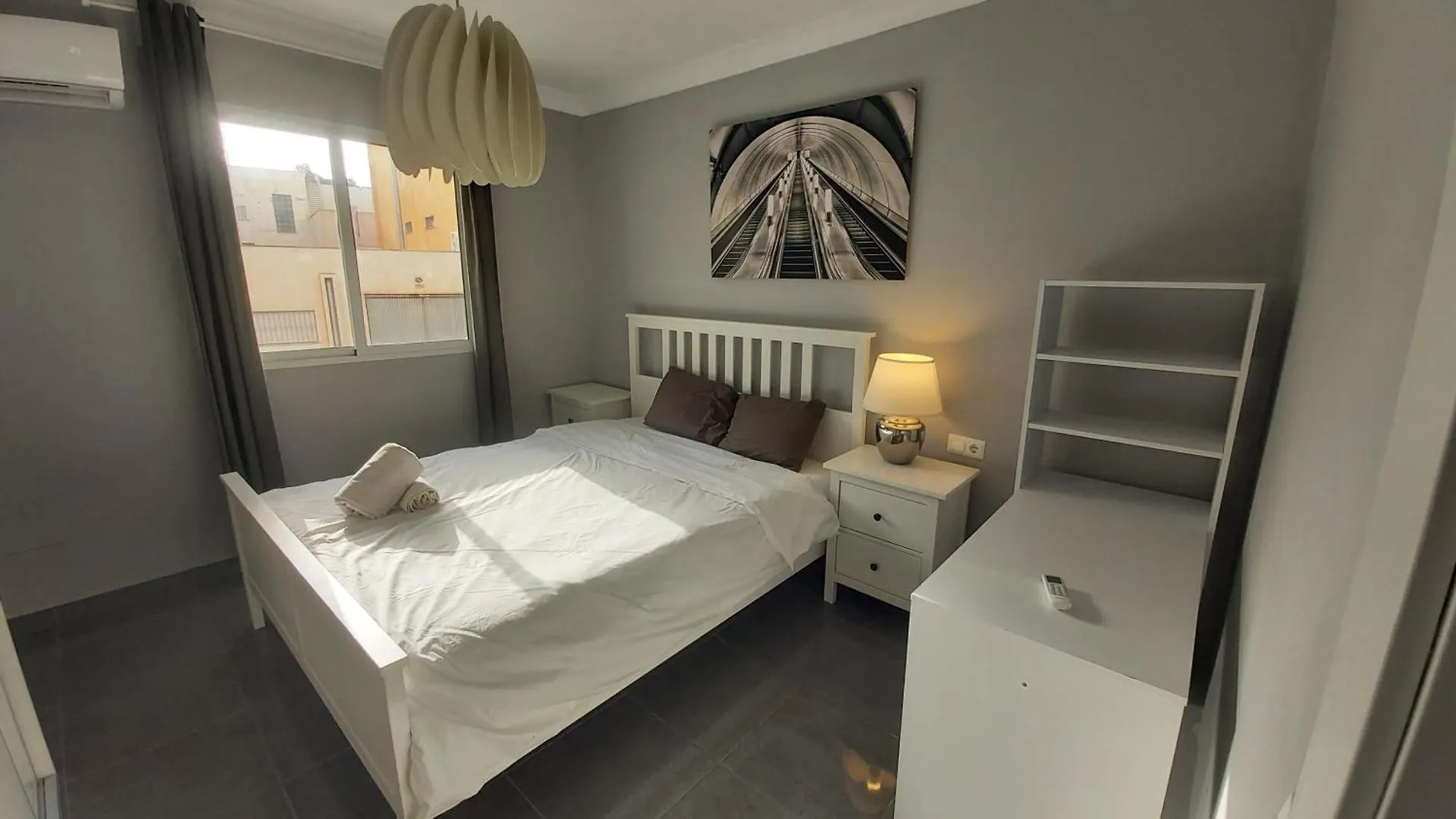Del Parque Flats San Millan Family Apartment Málaga