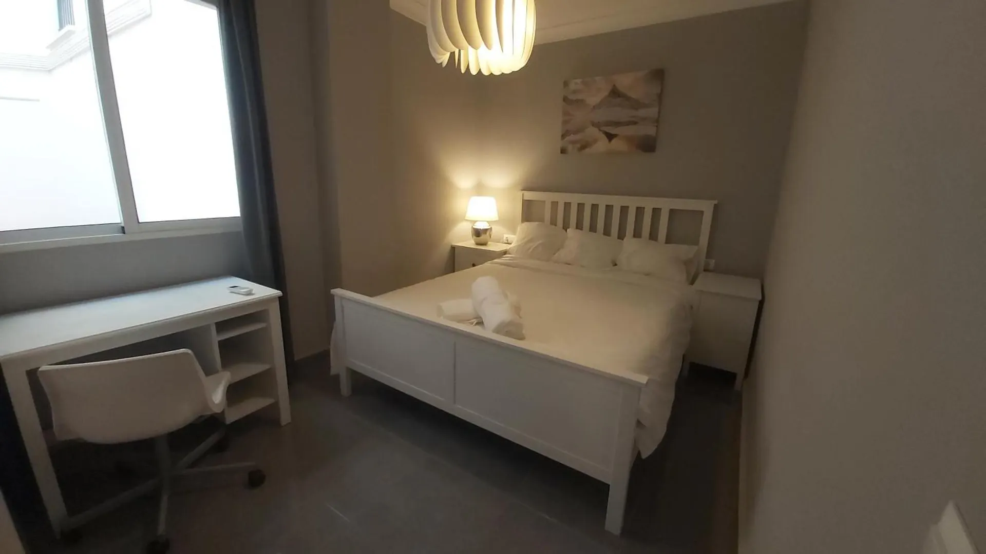 Del Parque Flats San Millan Family Apartment Málaga
